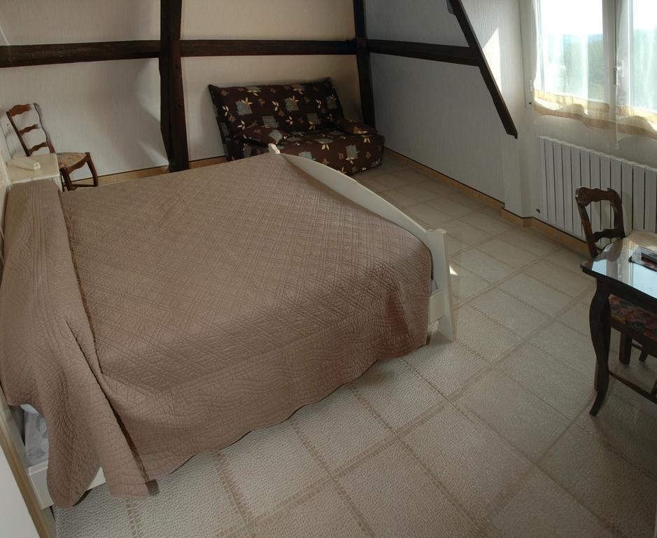 Auberge Des Platanes لا روك-غاجياك الغرفة الصورة